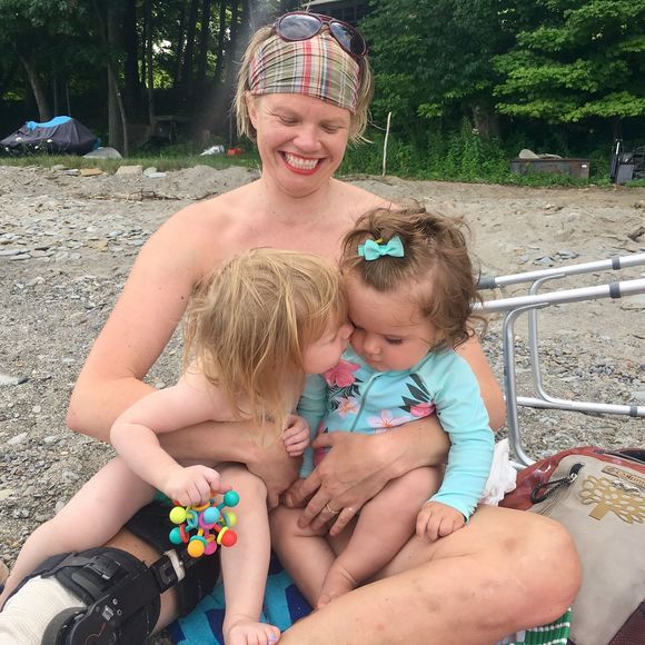 Meet your Posher, Amanda - Picture 1 of 1